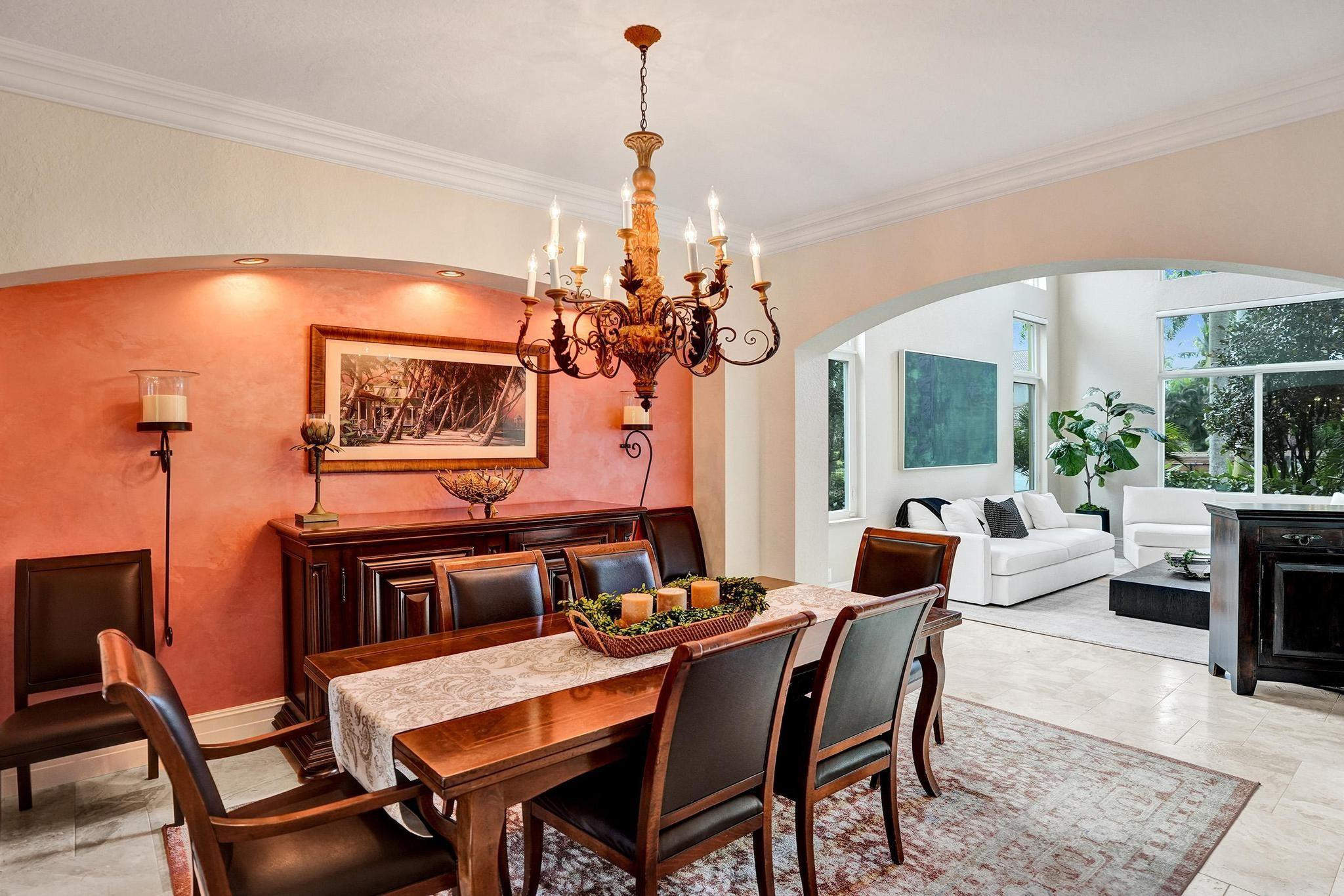 1649 Victoria Pointe Cir