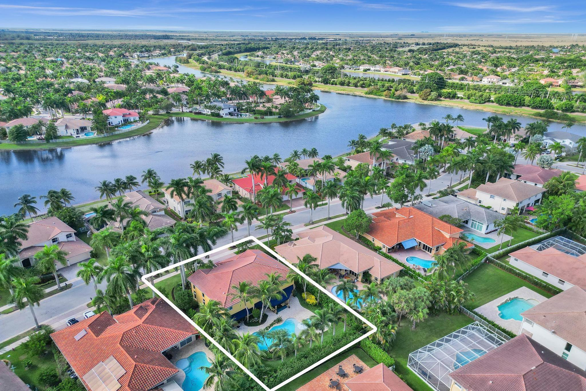 1649 Victoria Pointe Cir