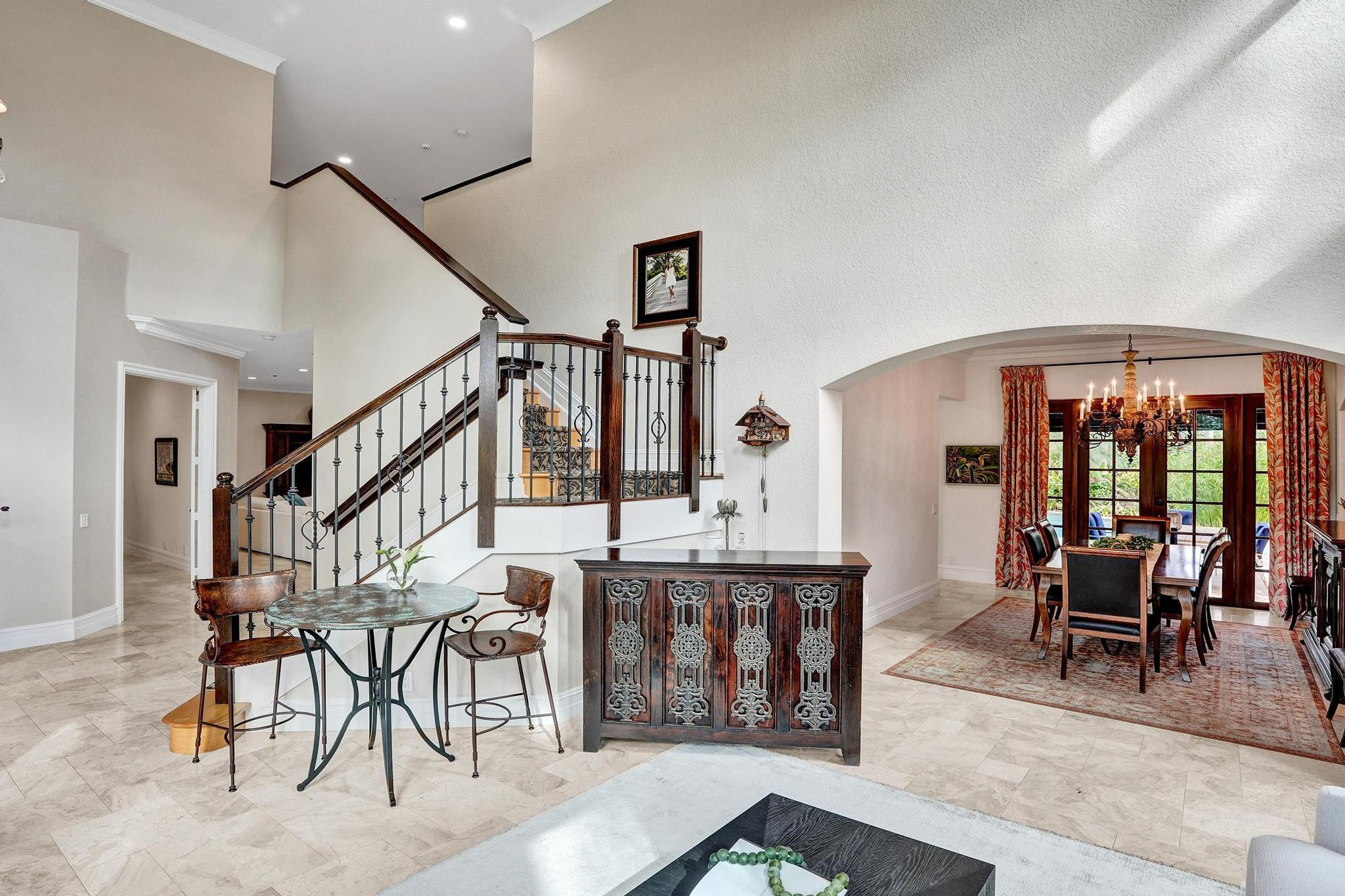 1649 Victoria Pointe Cir