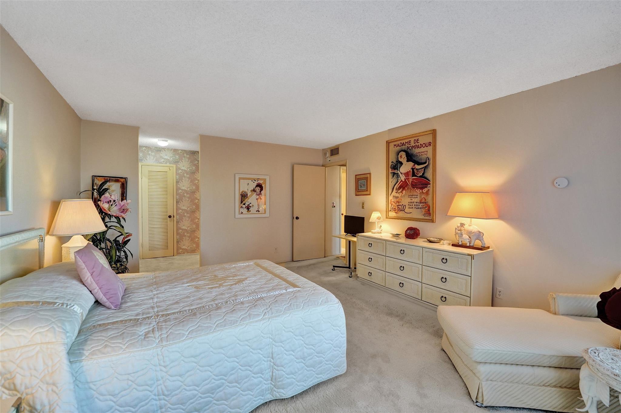 405 N Ocean Blvd 623