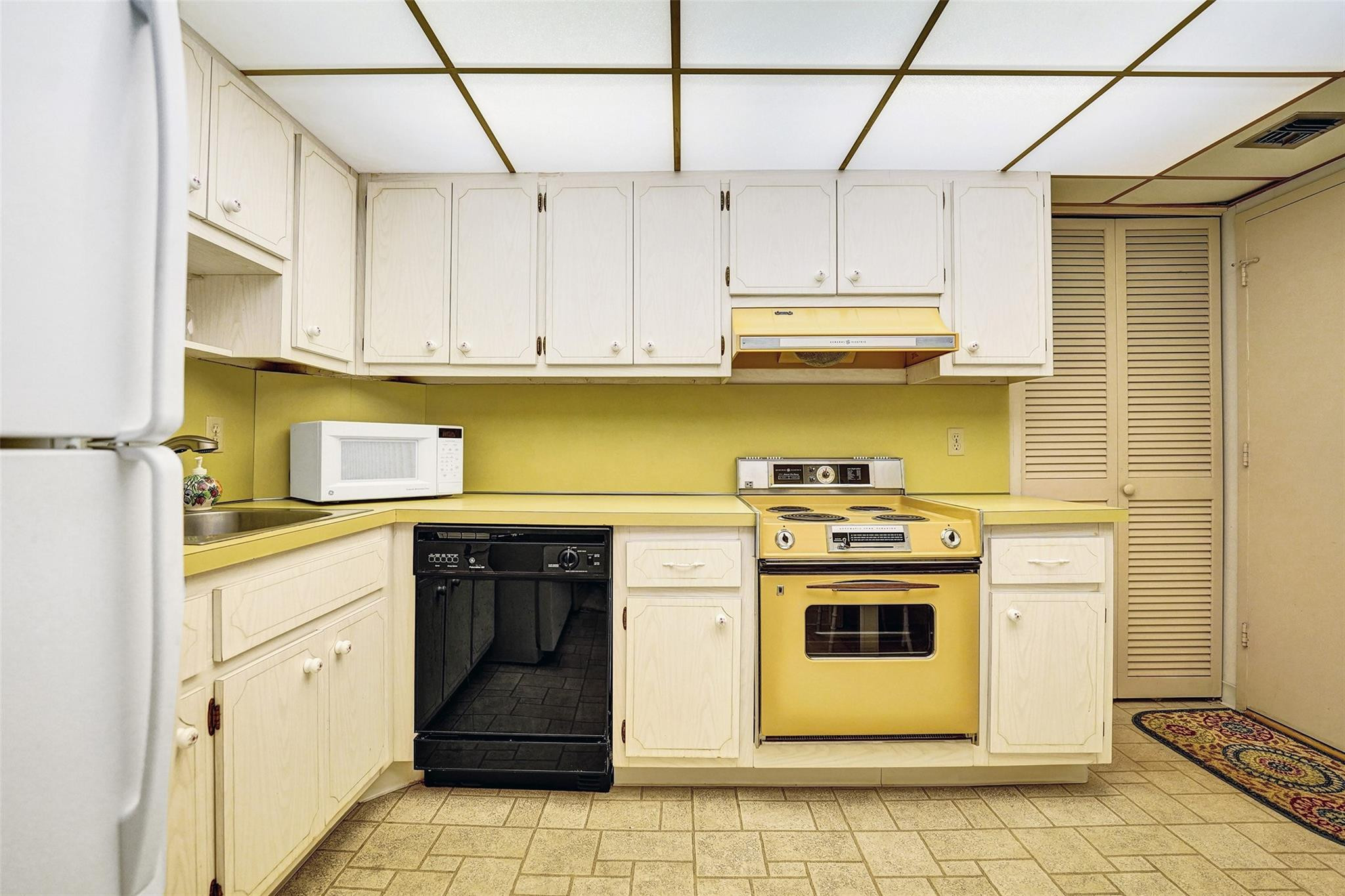 405 N Ocean Blvd 623