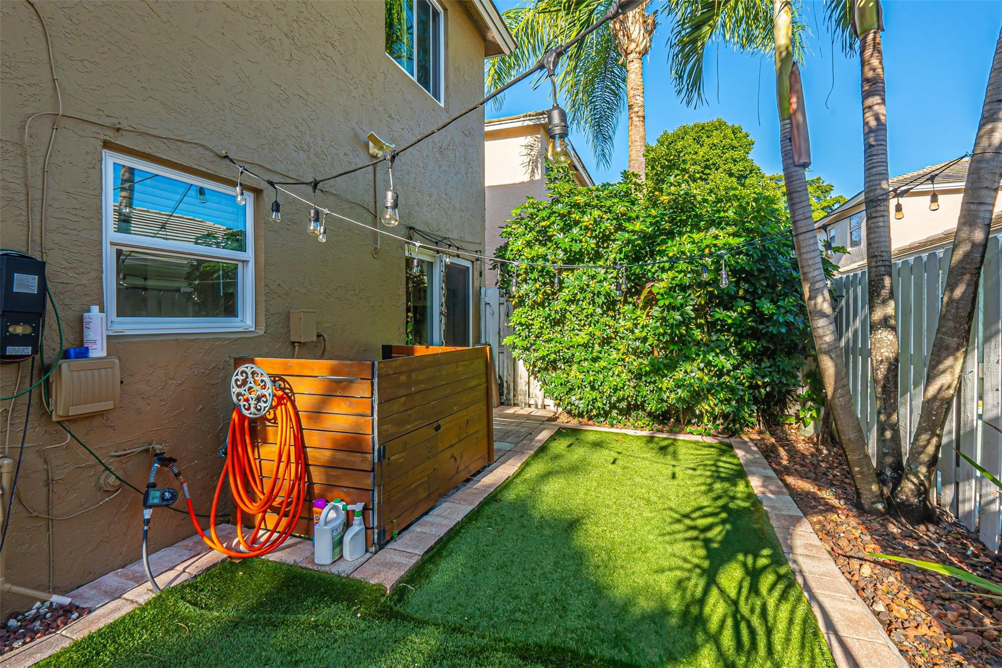 9880 NW 2nd Street, Plantation