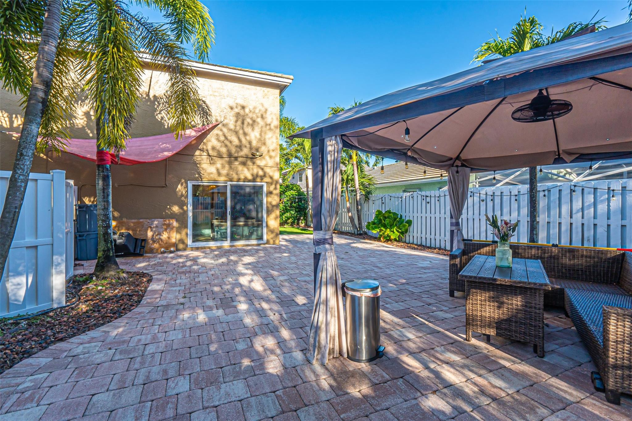 9880 NW 2nd Street, Plantation