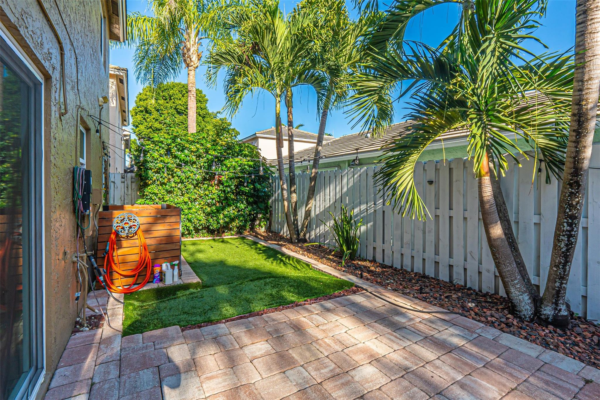 9880 NW 2nd Street, Plantation