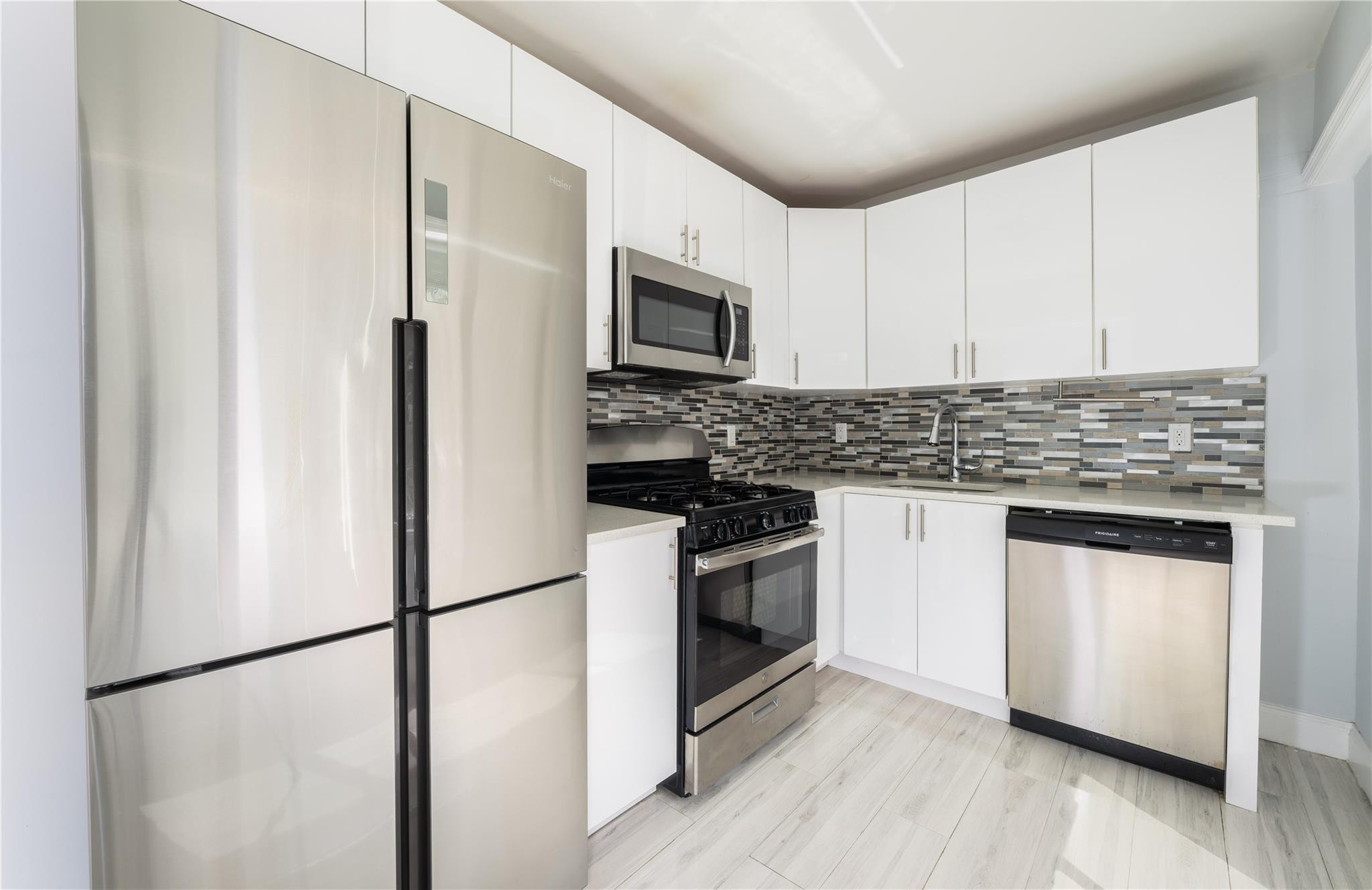 1605 E Broward Blvd 1