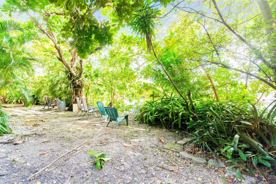 1826 N Dixie Hwy 206