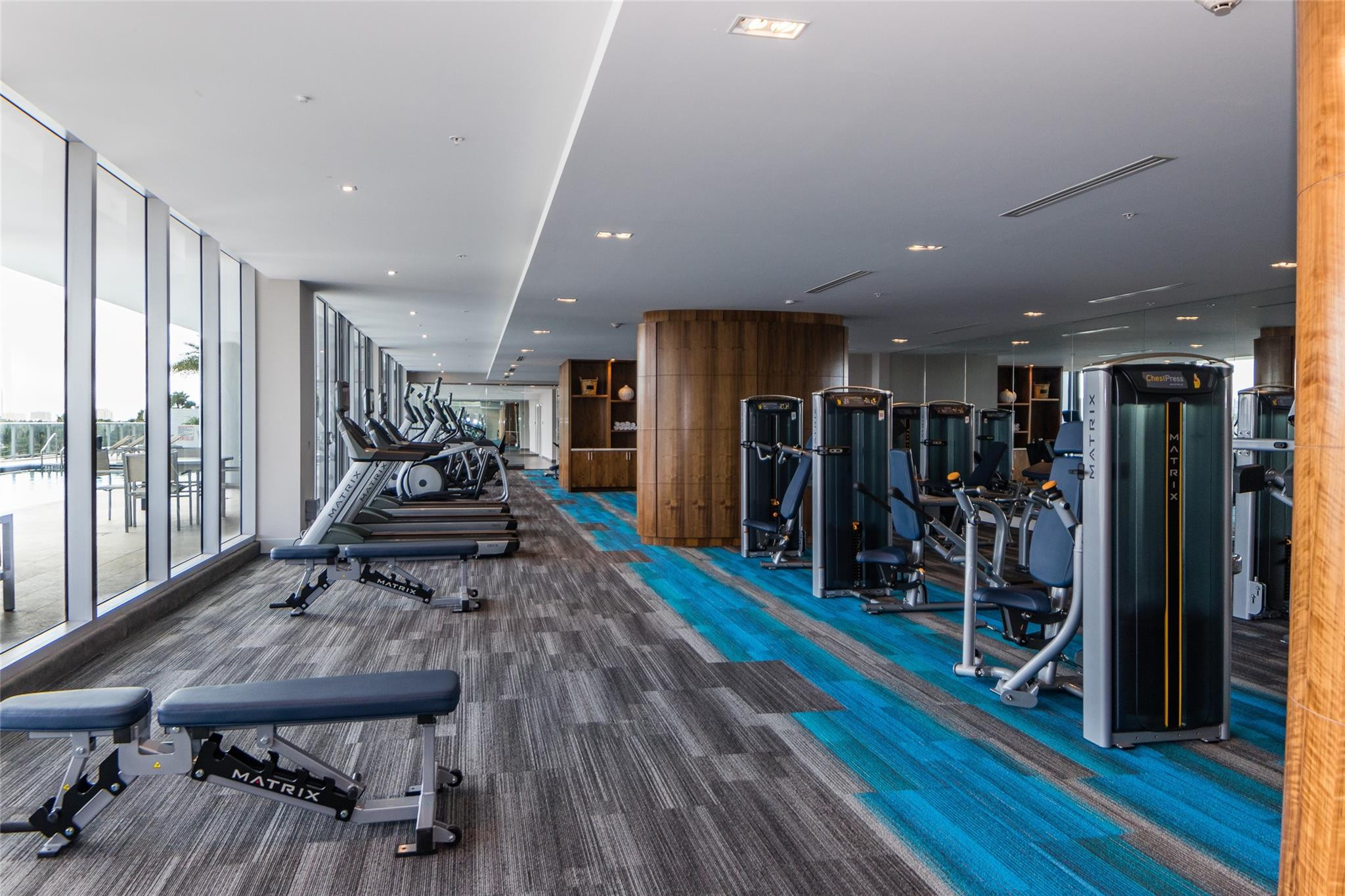 1180 N Federal Hwy 1203