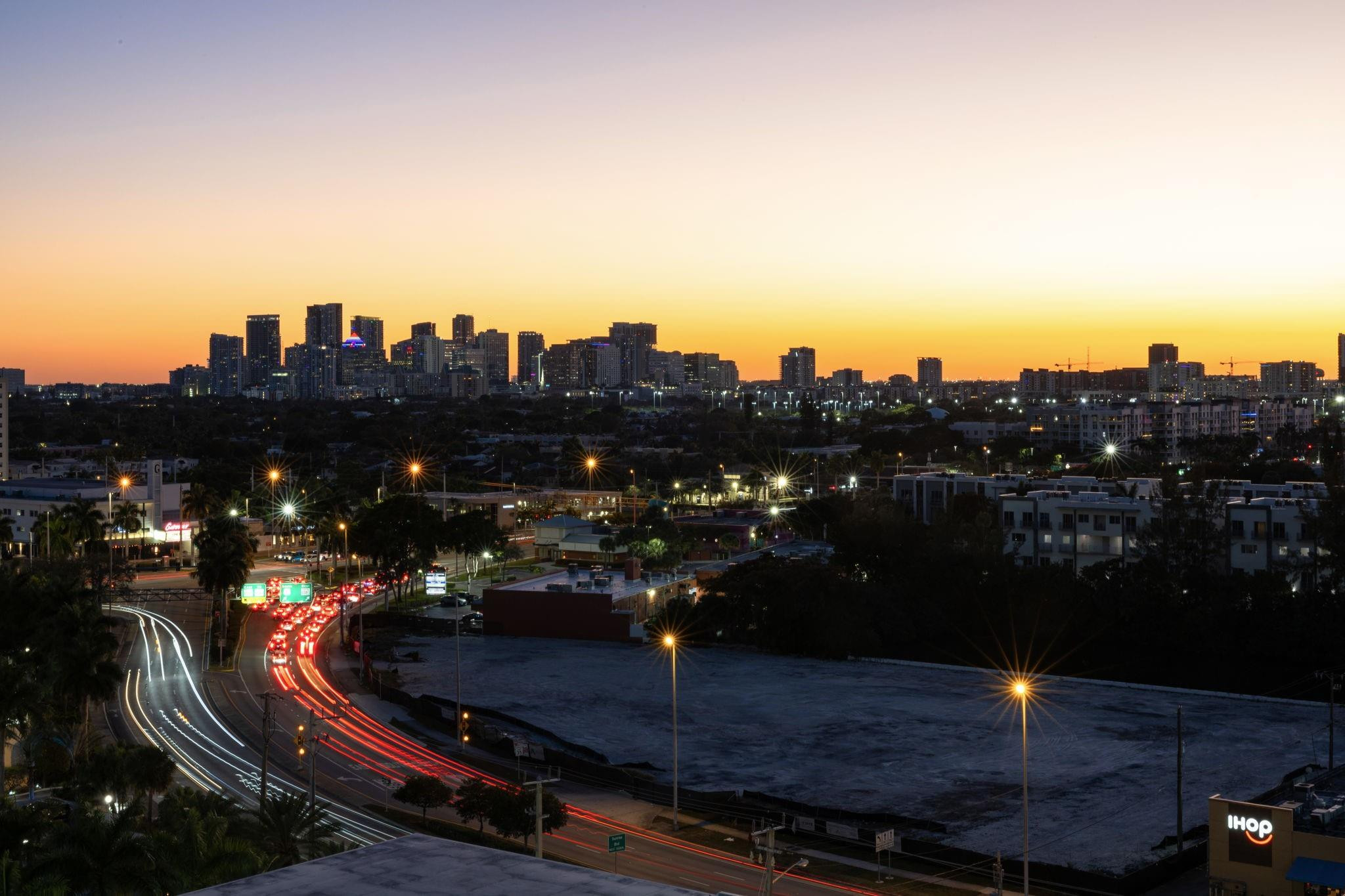 1180 N Federal Hwy 1203