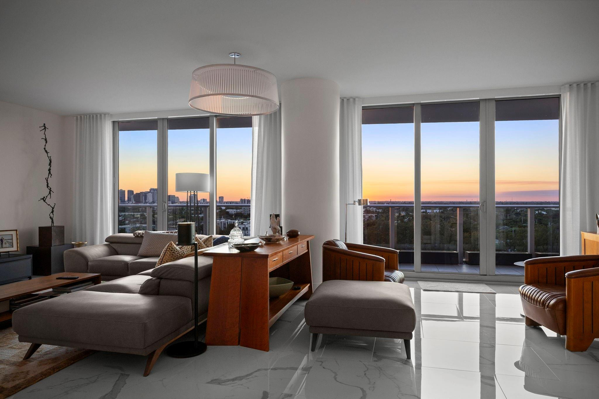 1180 N Federal Hwy 1203