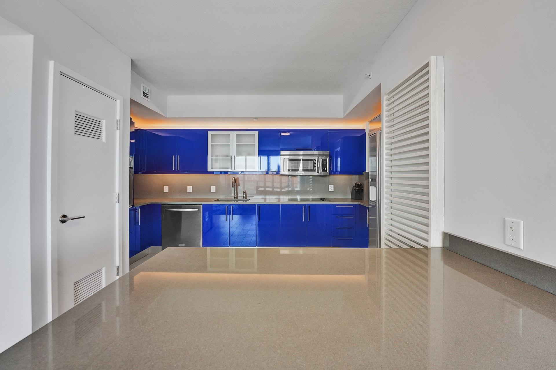 3101 Bayshore Dr 2409