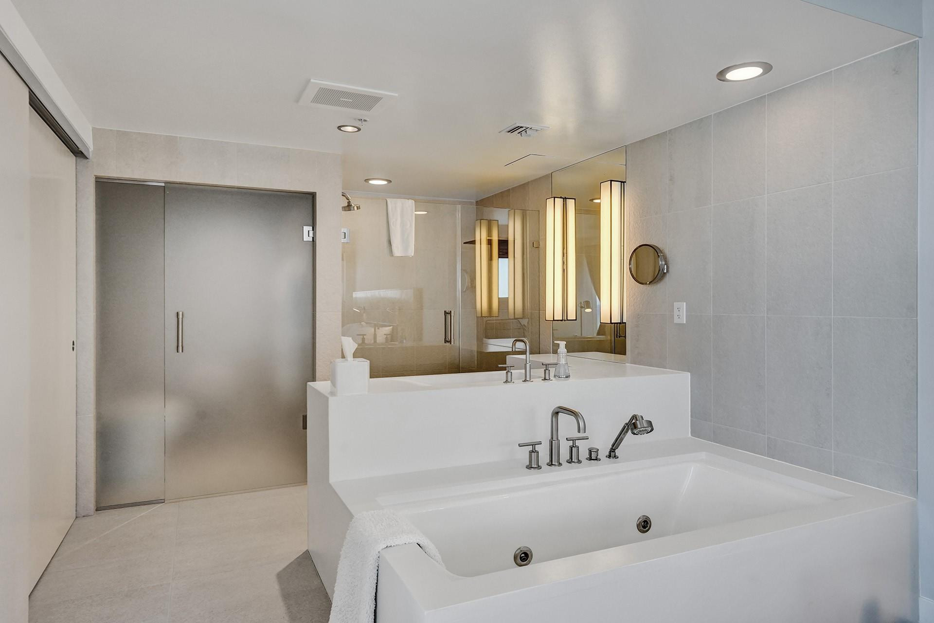 3101 Bayshore Dr 2409