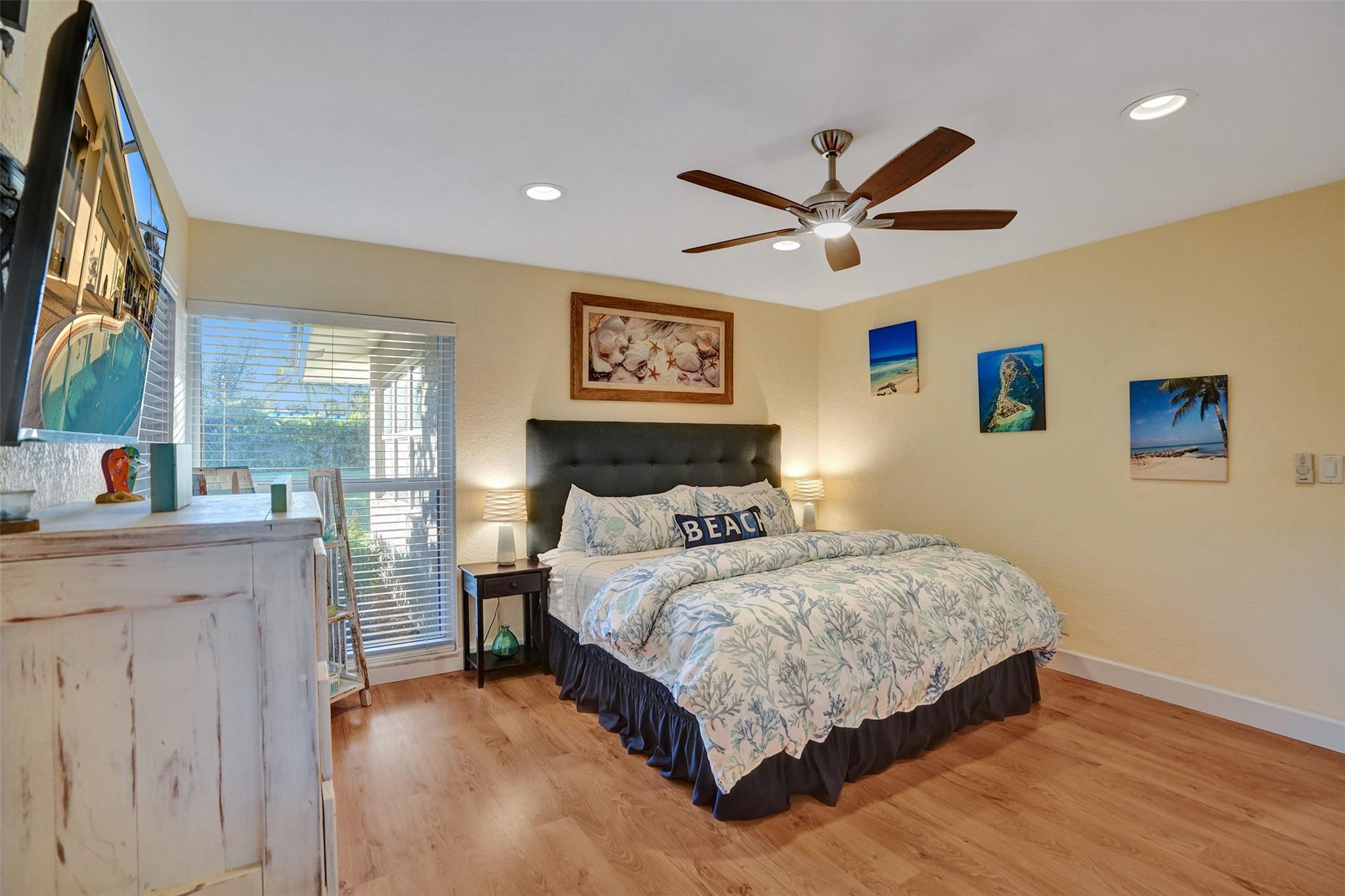 4909 N Travelers Palm Ln