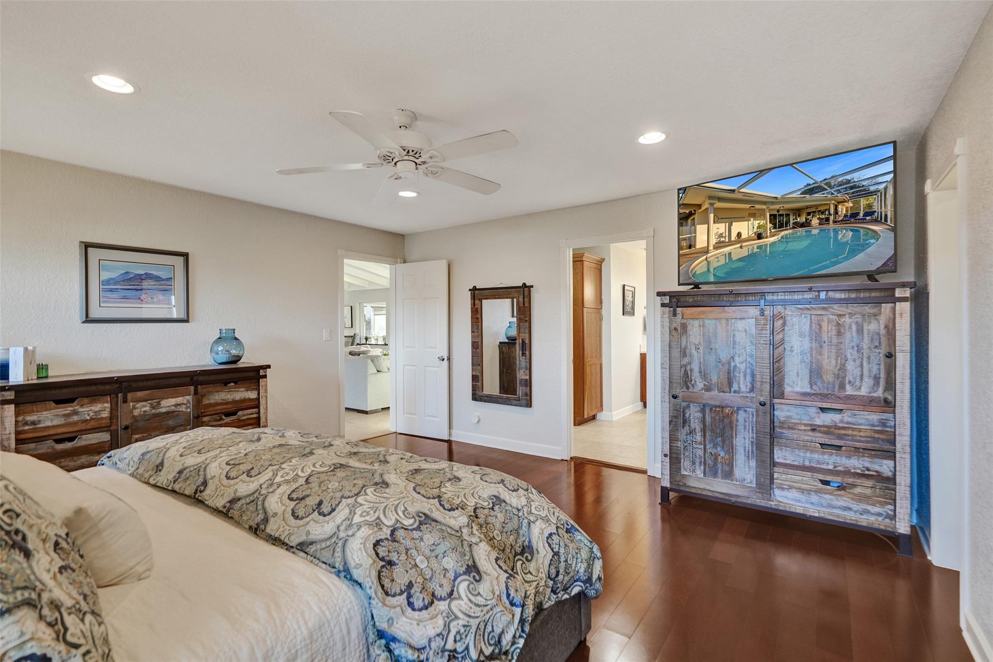 4909 N Travelers Palm Ln