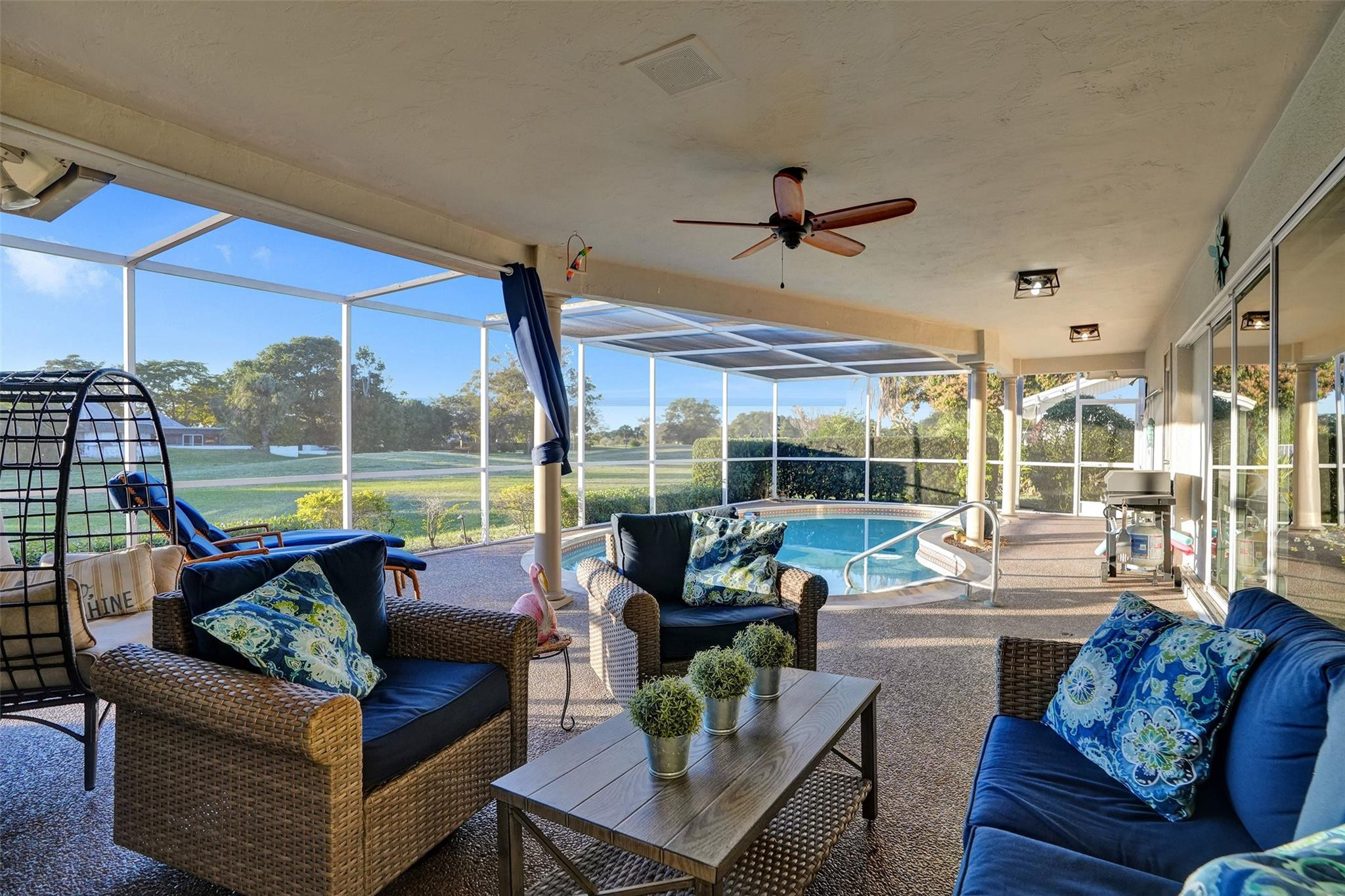 4909 N Travelers Palm Ln