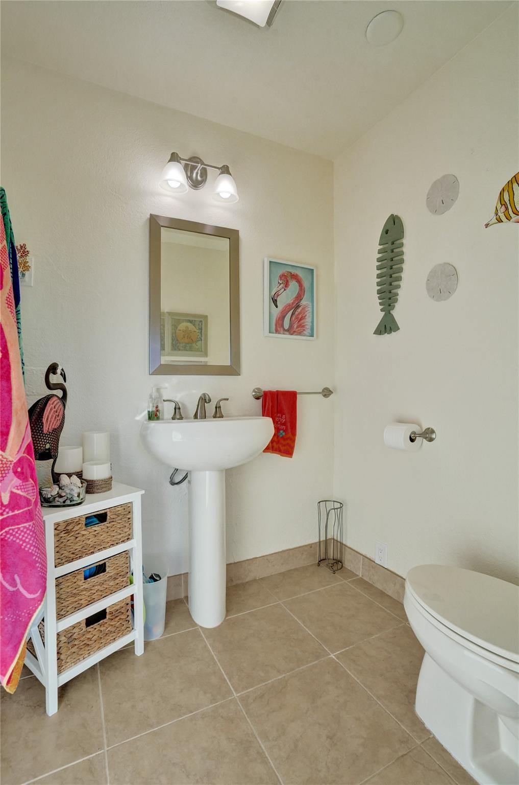 4909 N Travelers Palm Ln