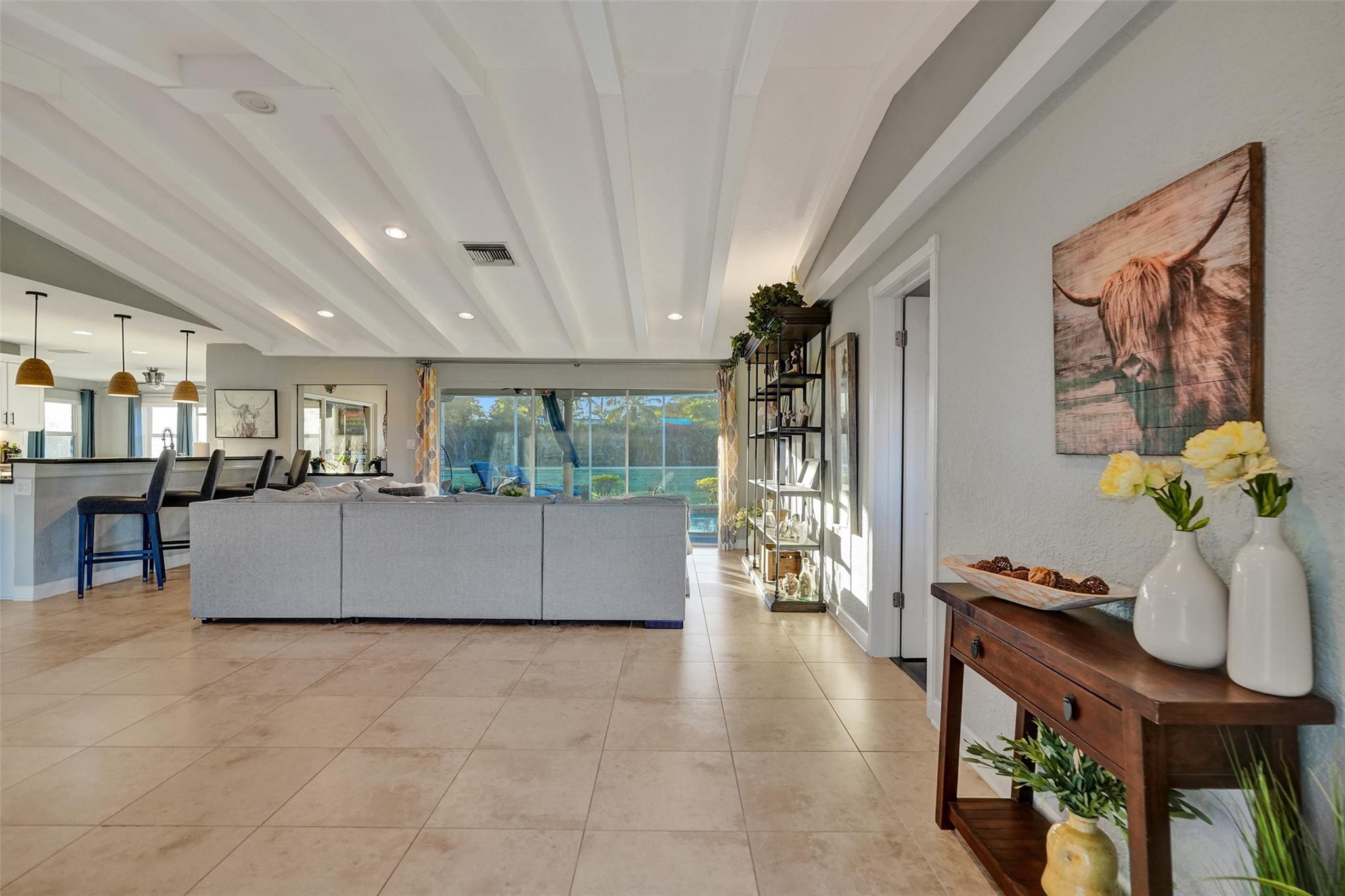 4909 N Travelers Palm Ln