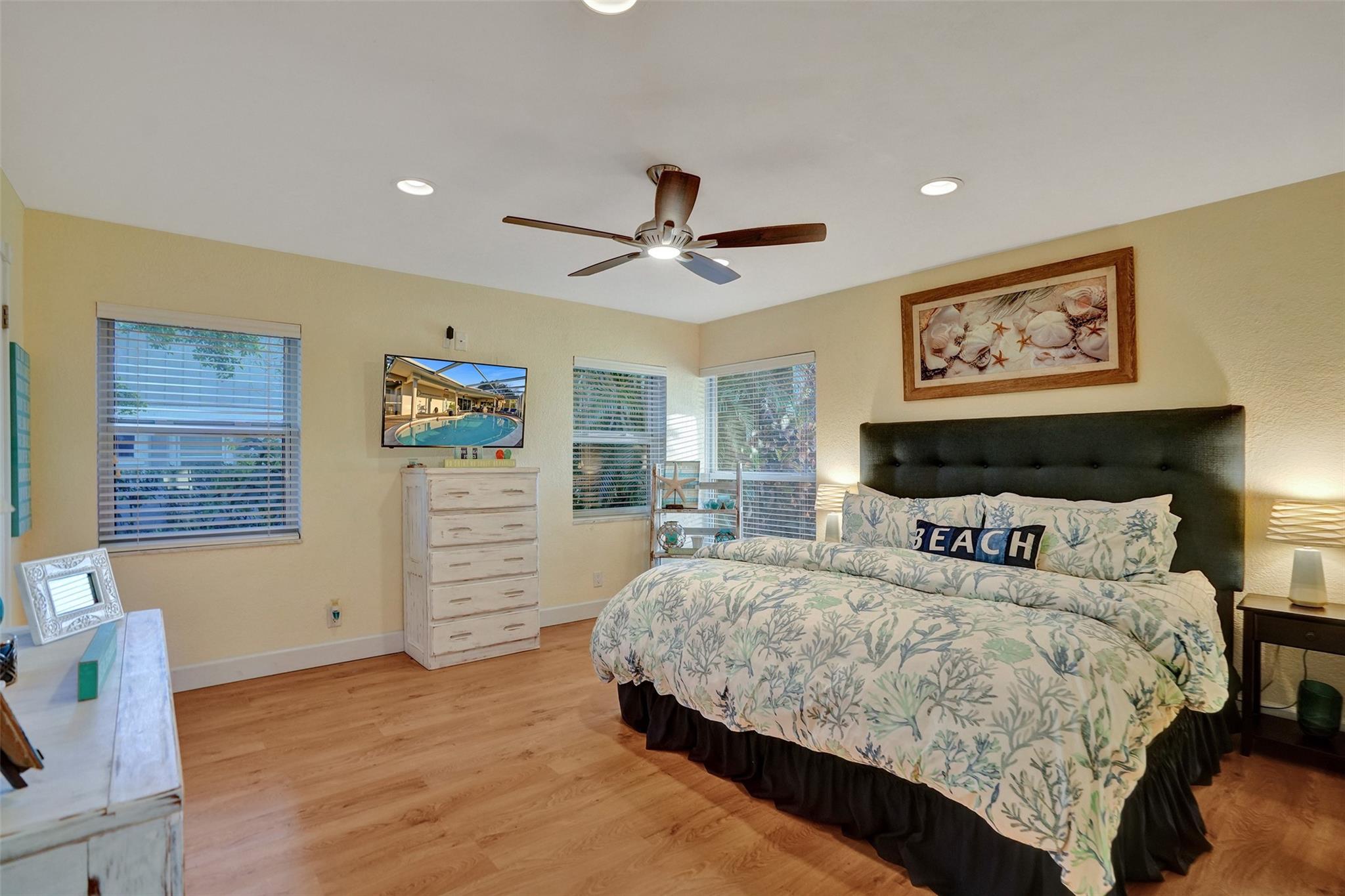 4909 N Travelers Palm Ln