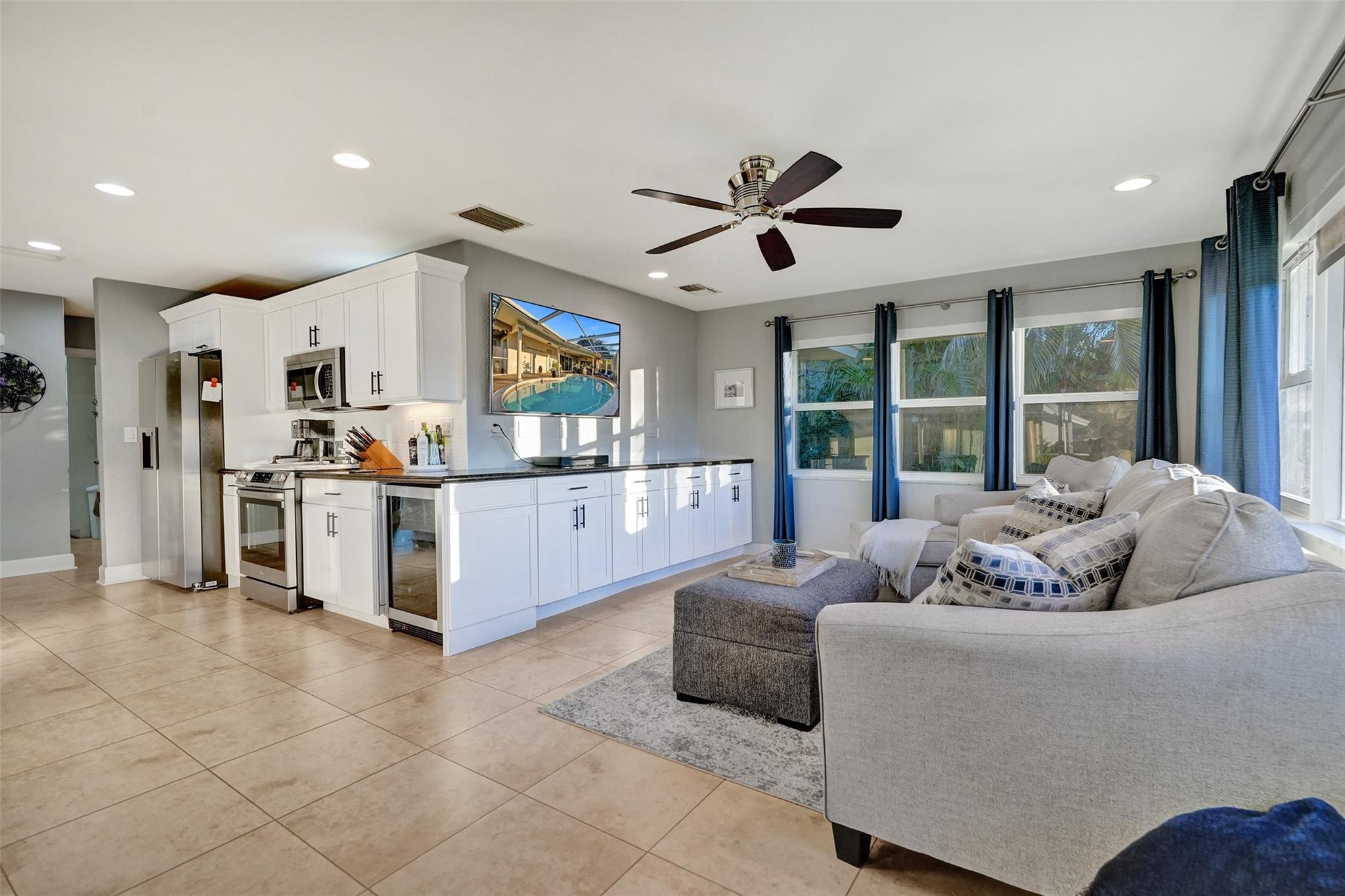 4909 N Travelers Palm Ln