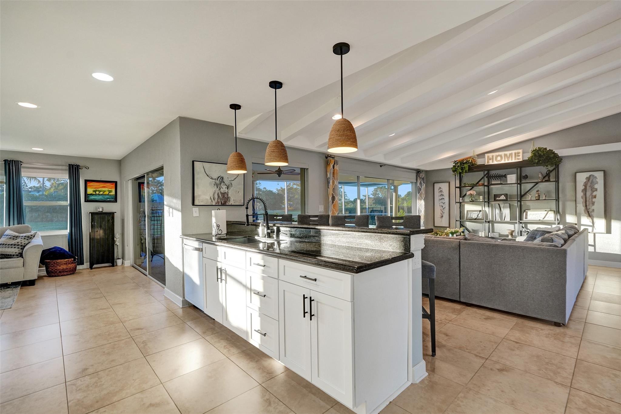 4909 N Travelers Palm Ln