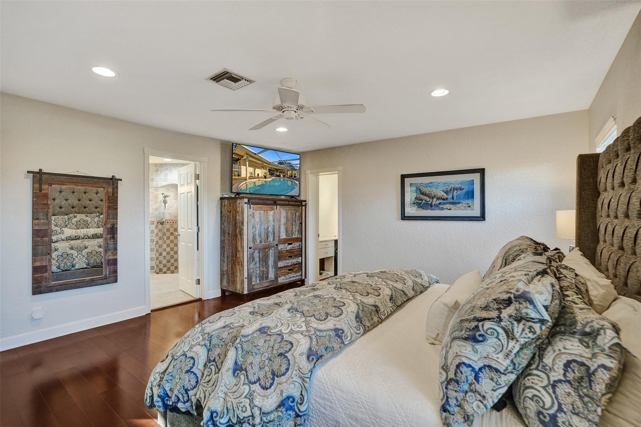 4909 N Travelers Palm Ln