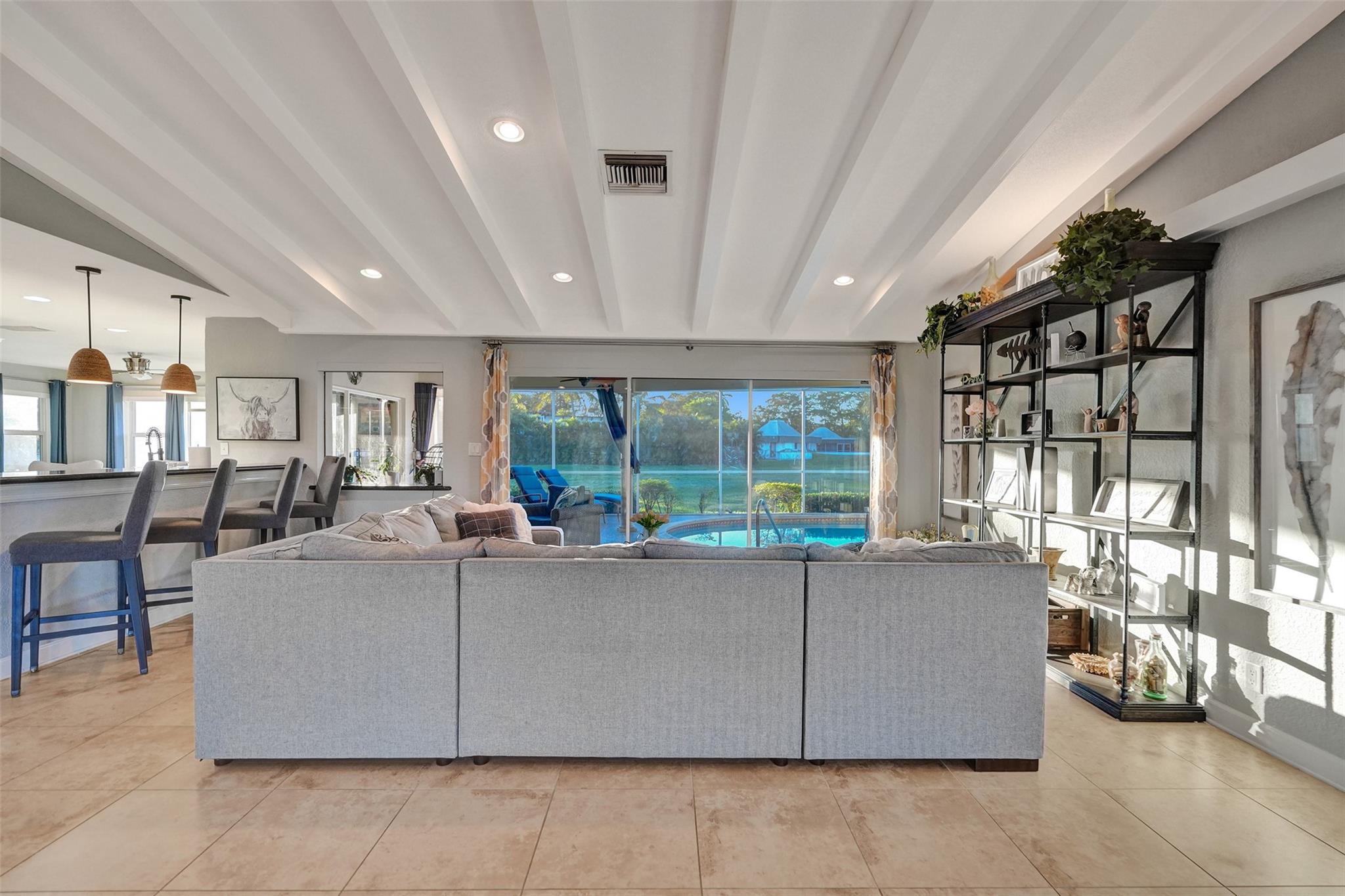 4909 N Travelers Palm Ln