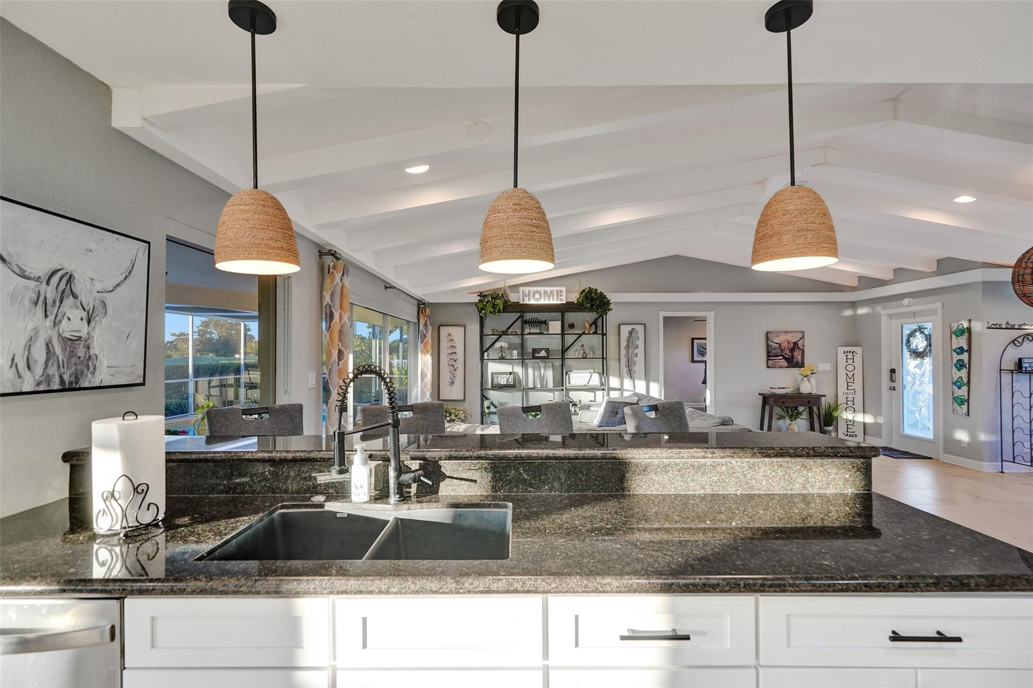 4909 N Travelers Palm Ln