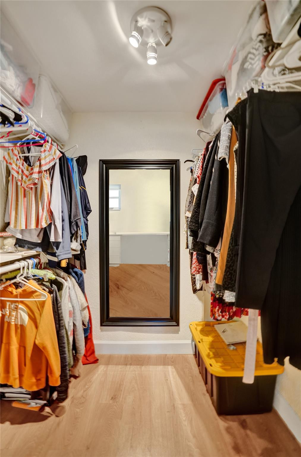 4909 N Travelers Palm Ln