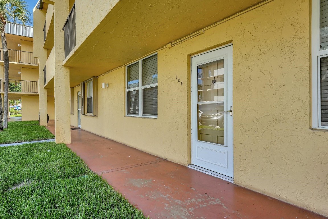 777 S Federal Hwy 104L