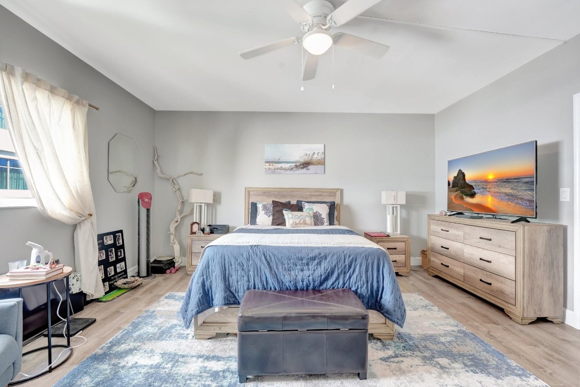 1300 N Ocean Blvd 405