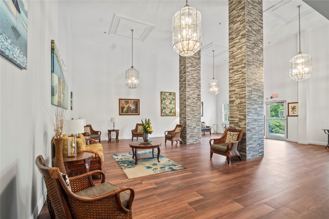 1505 N Riverside Dr 608