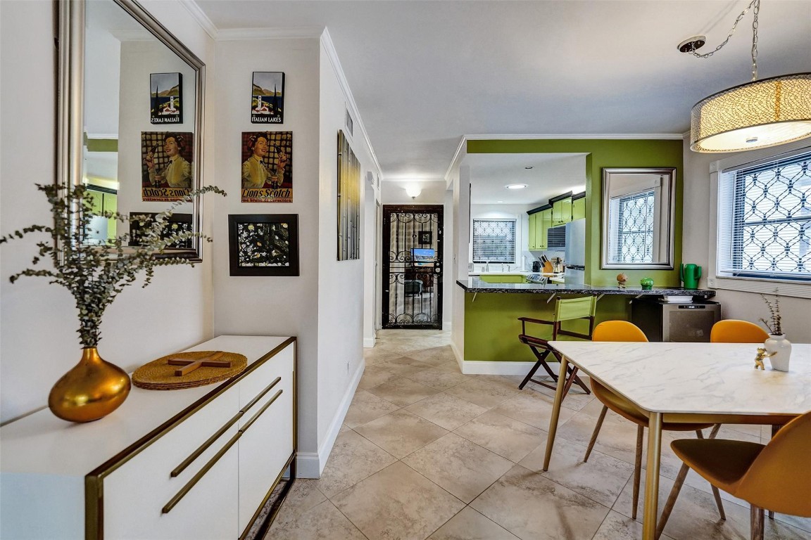 1785 N Andrews Sq 201