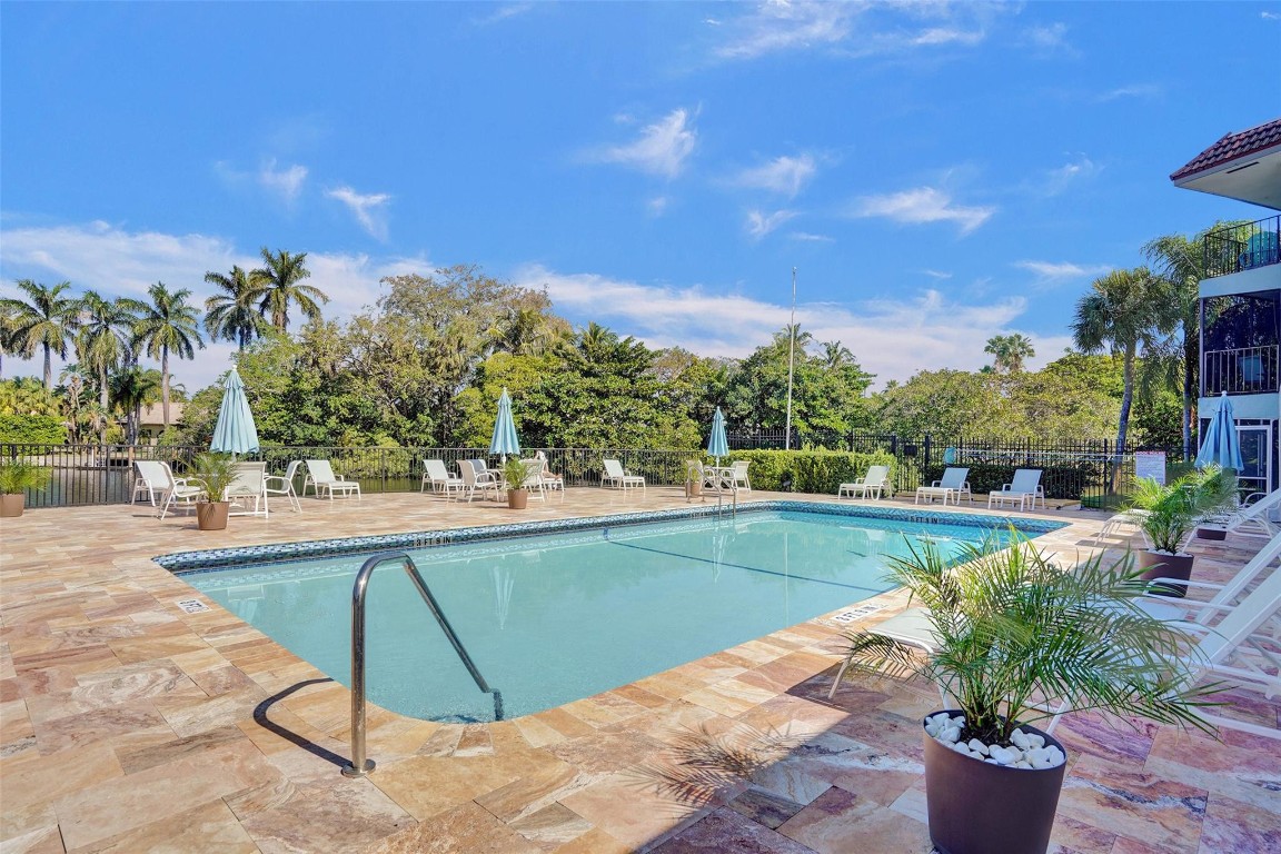 1785 N Andrews Sq 201