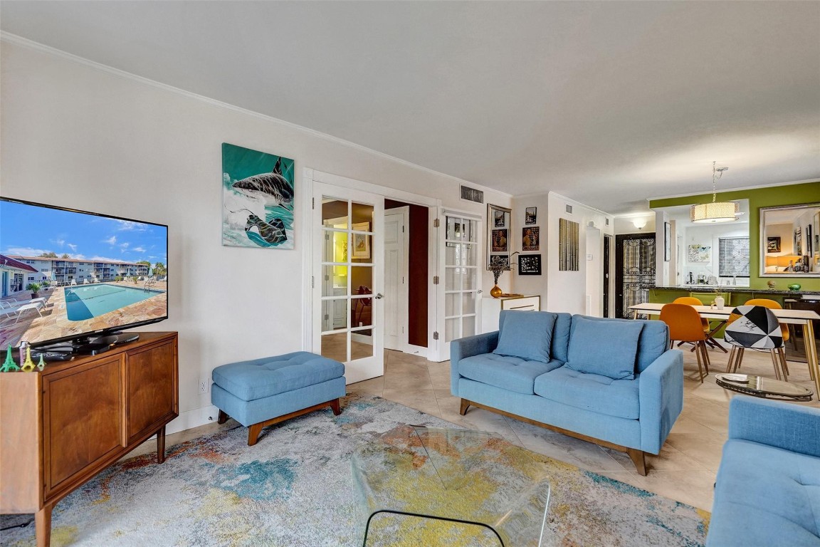 1785 N Andrews Sq 201