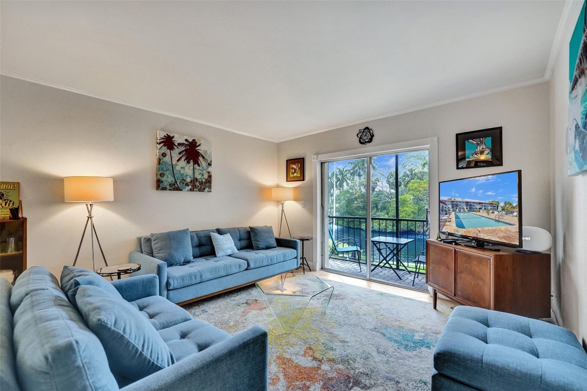 1785 N Andrews Sq 201