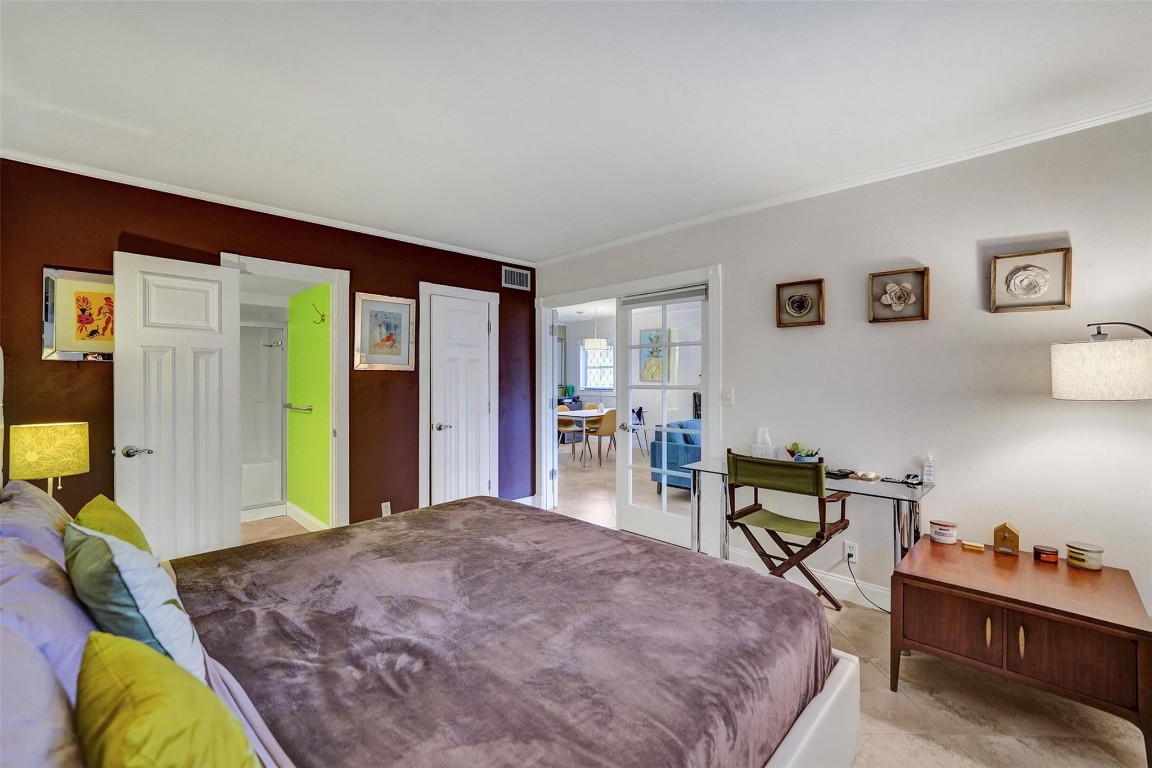 1785 N Andrews Sq 201