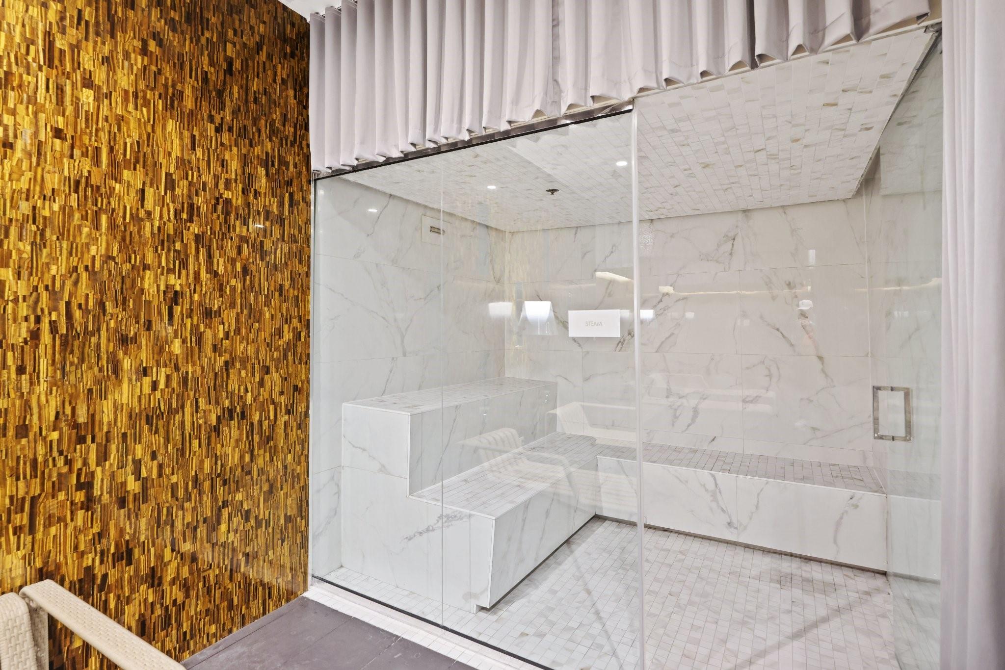 2000 Metropica Way PH09