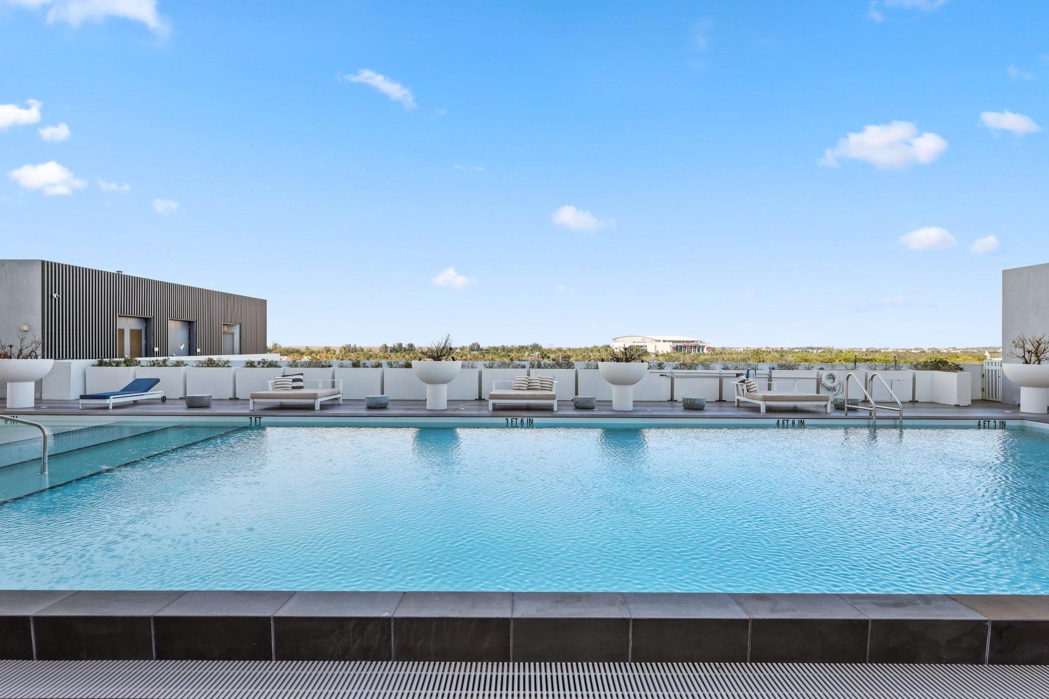 2000 Metropica Way PH11