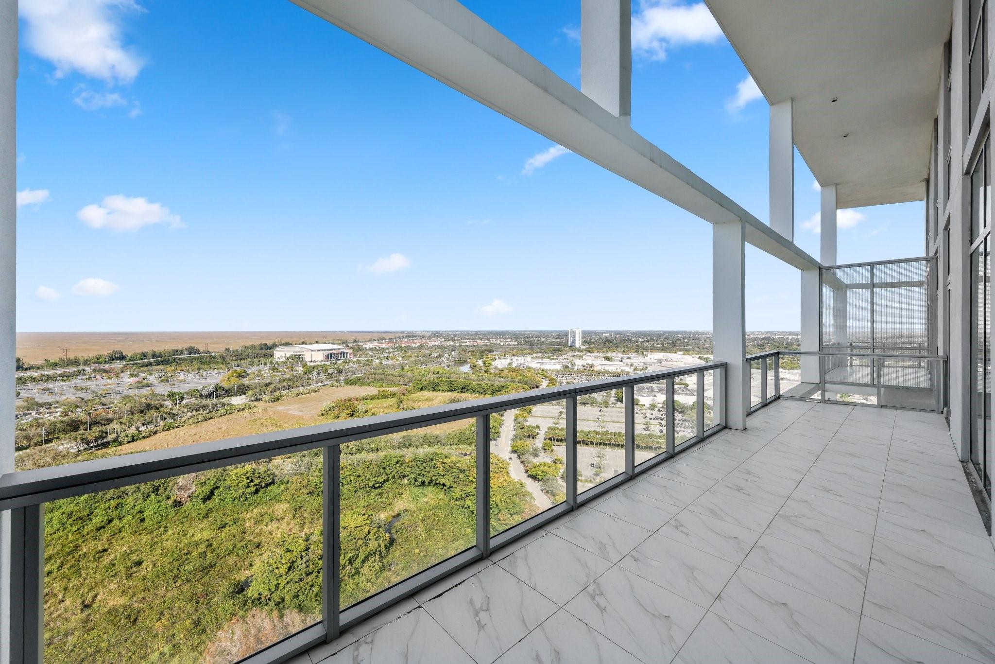 2000 Metropica Way PH11