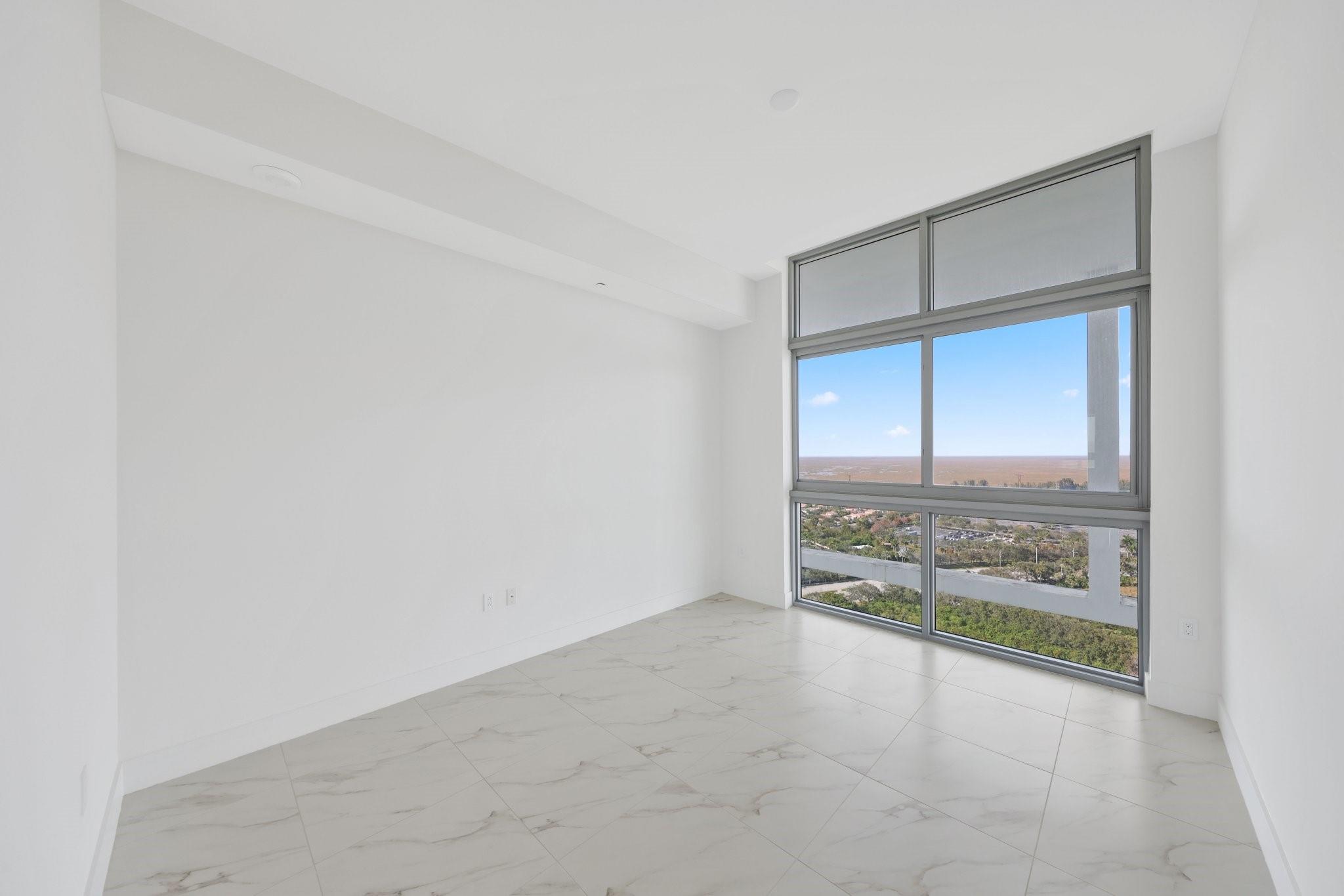 2000 Metropica Way PH11