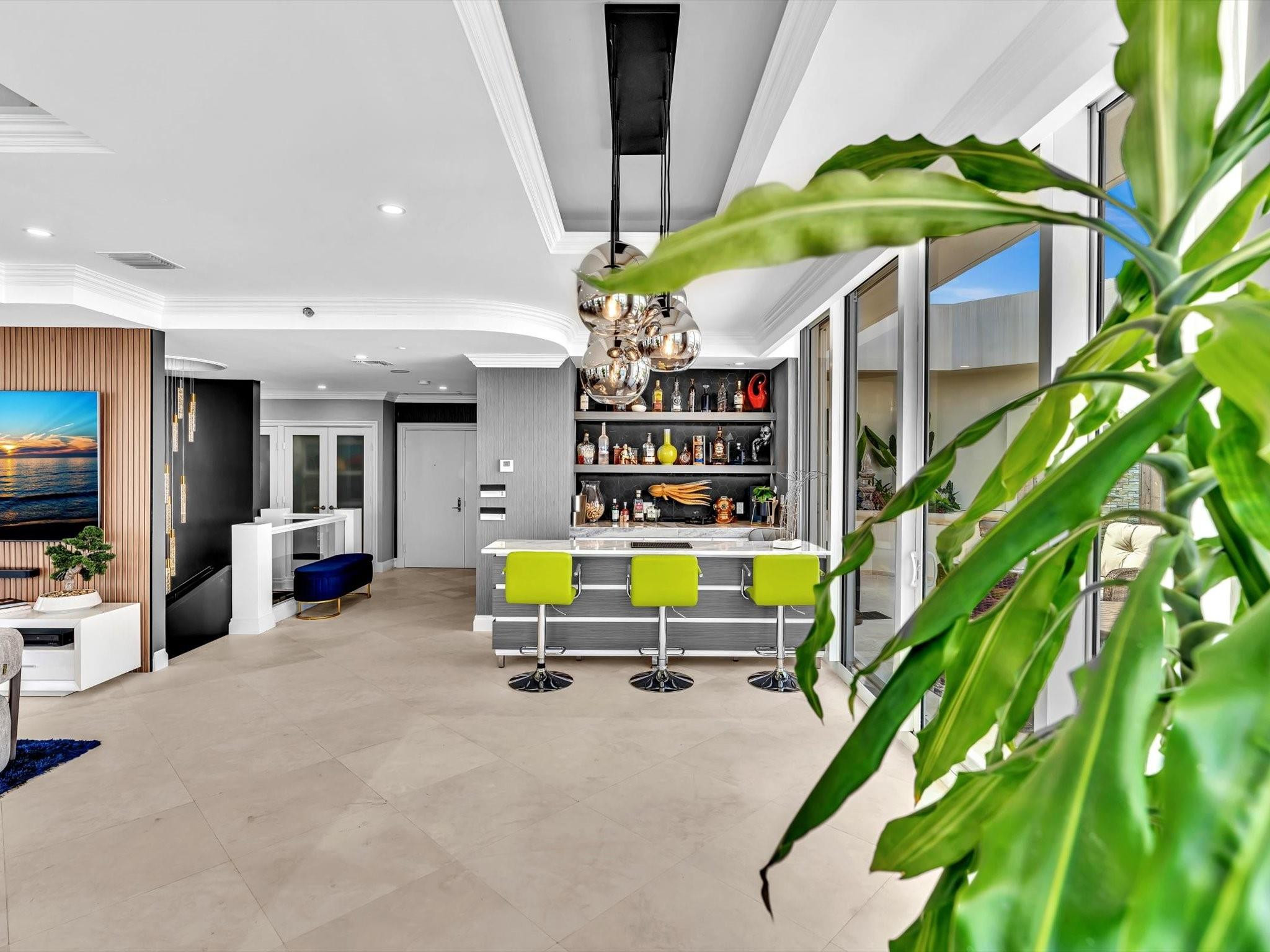 7000 Island Blvd PH-06
