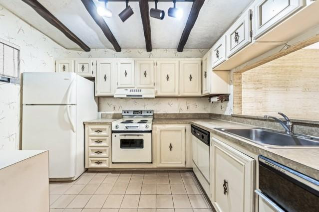 2450 NE 15th Ave 110