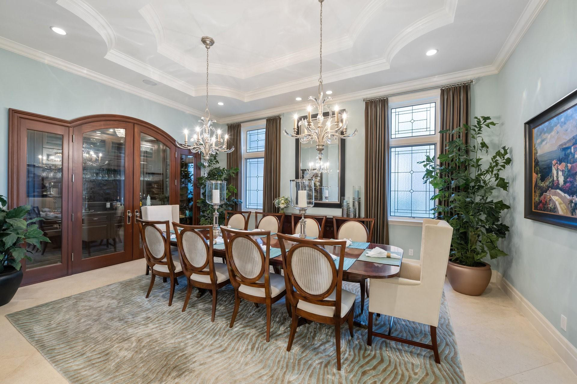 1011 Hillsboro Mile