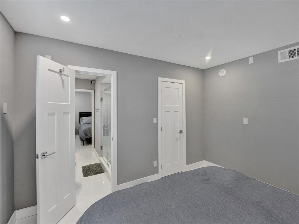 200 S Birch Rd 101