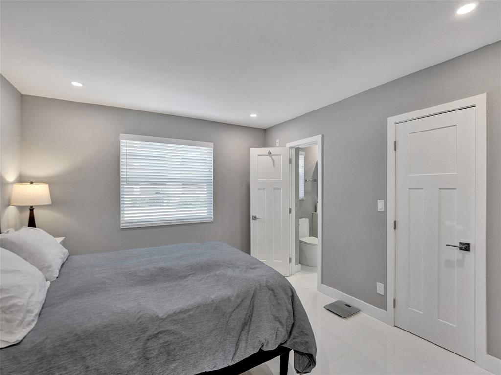 200 S Birch Rd 101