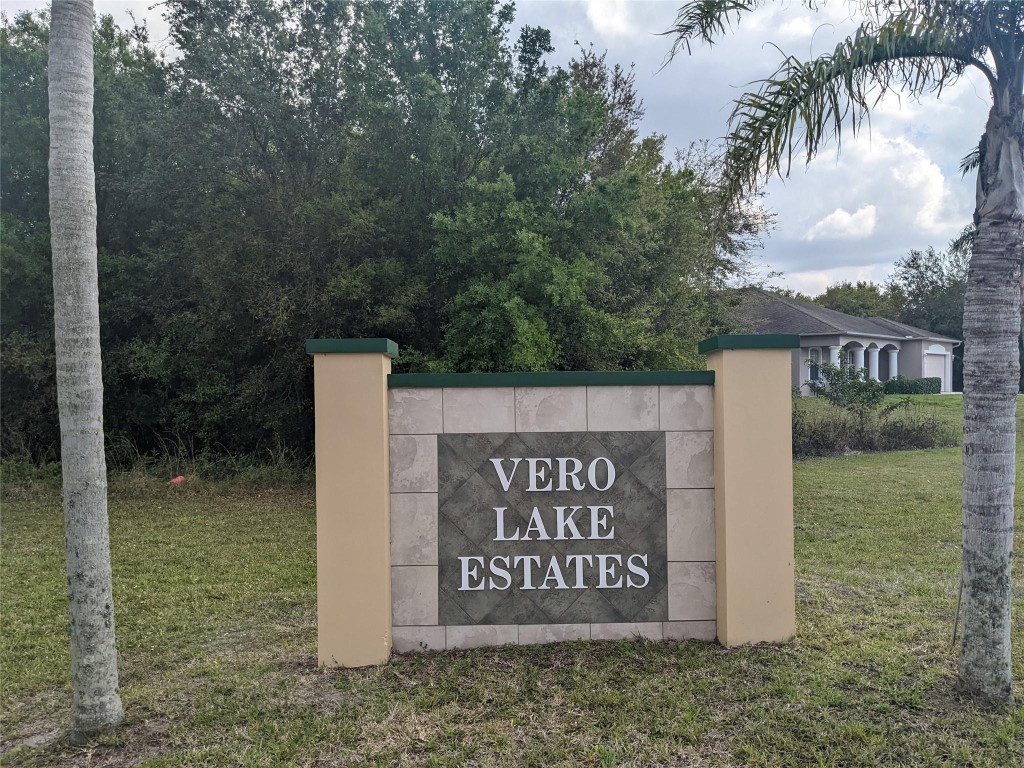 8665 98th Court, Vero Beach