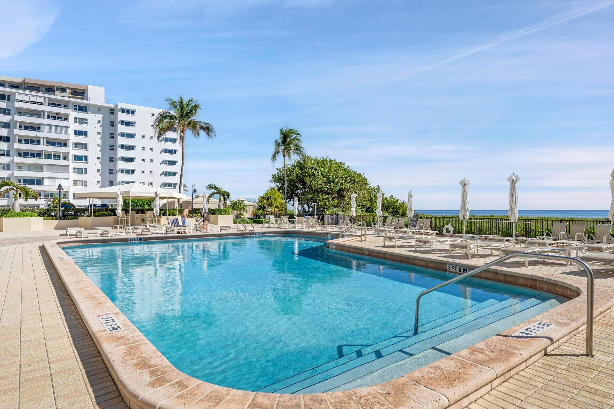 1900 S Ocean Blvd 6S