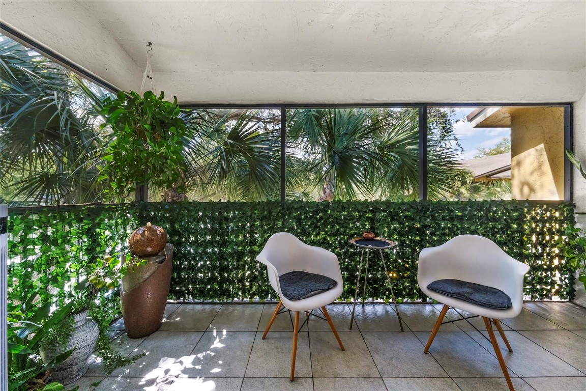 3005 N Oakland Forest Dr 302