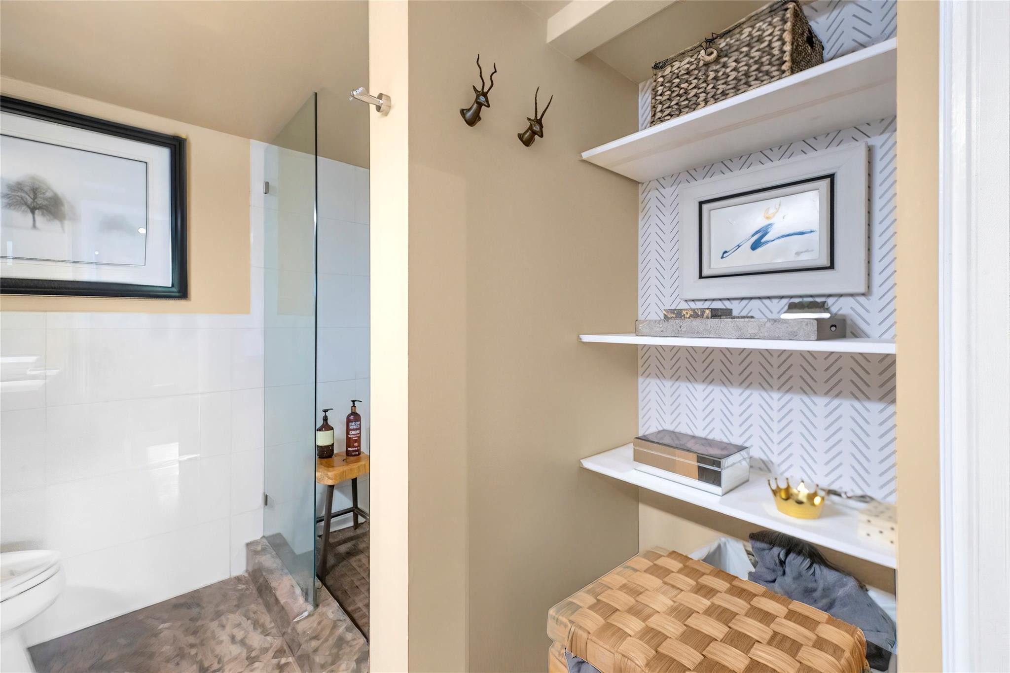 3005 N Oakland Forest Dr 302