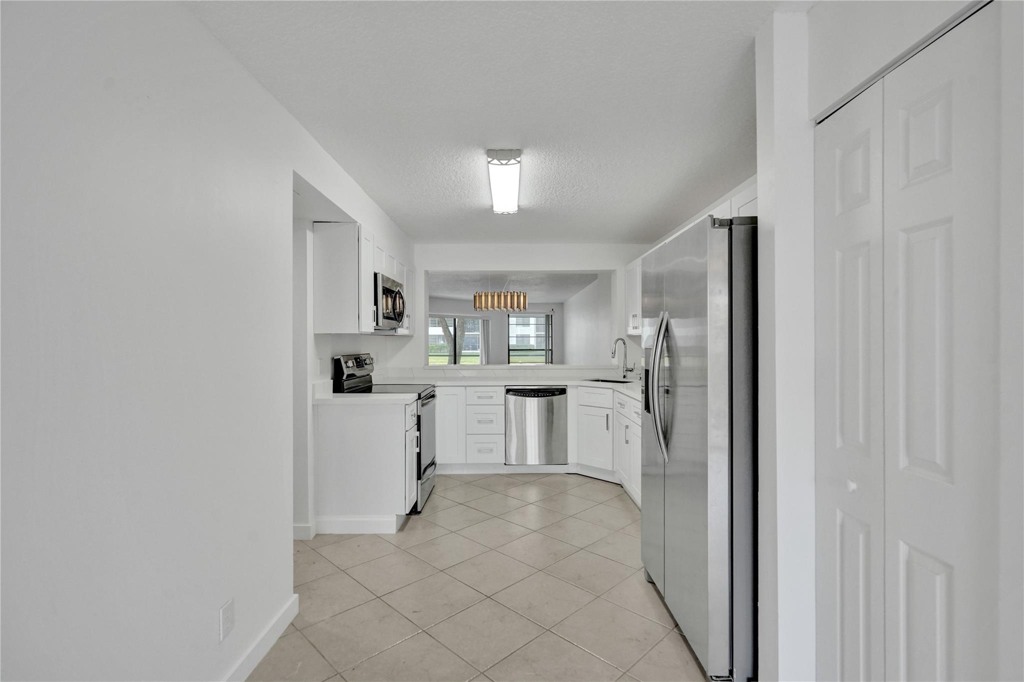 7218 Fairfax Dr 110