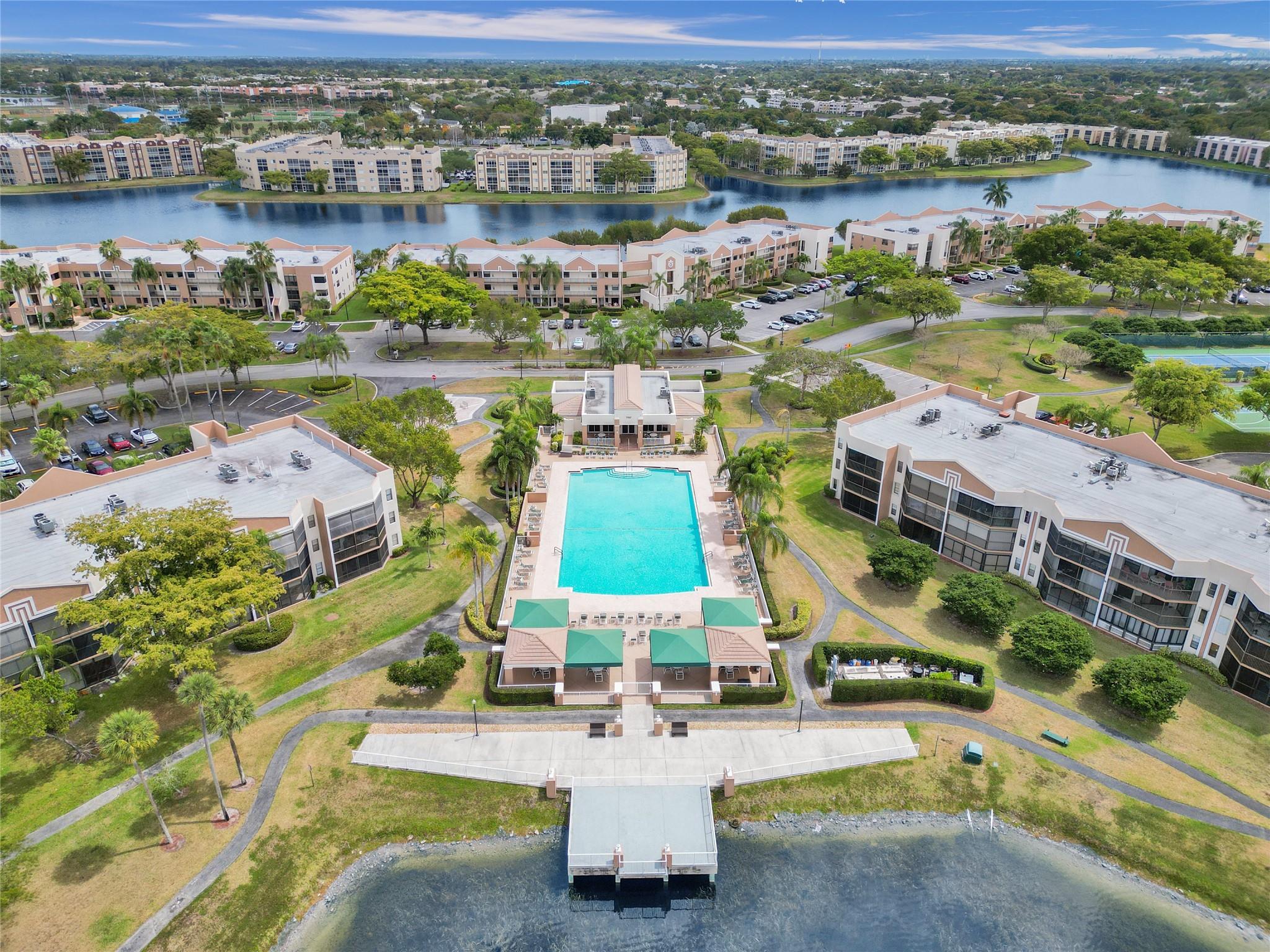 7218 Fairfax Dr 110